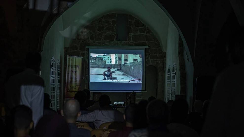 اتوبوس سینمایی در غزه